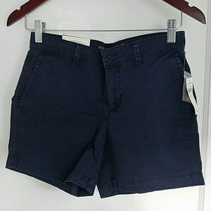 NWT Gap Khaki shorts